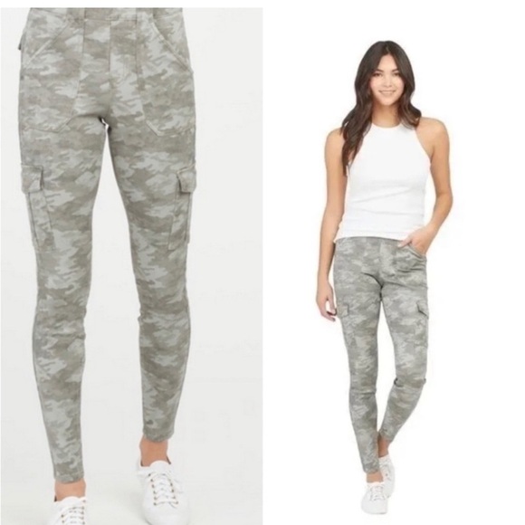 SPANX CAMO CARGO PANTS SIZE XL - Picture 1 of 11